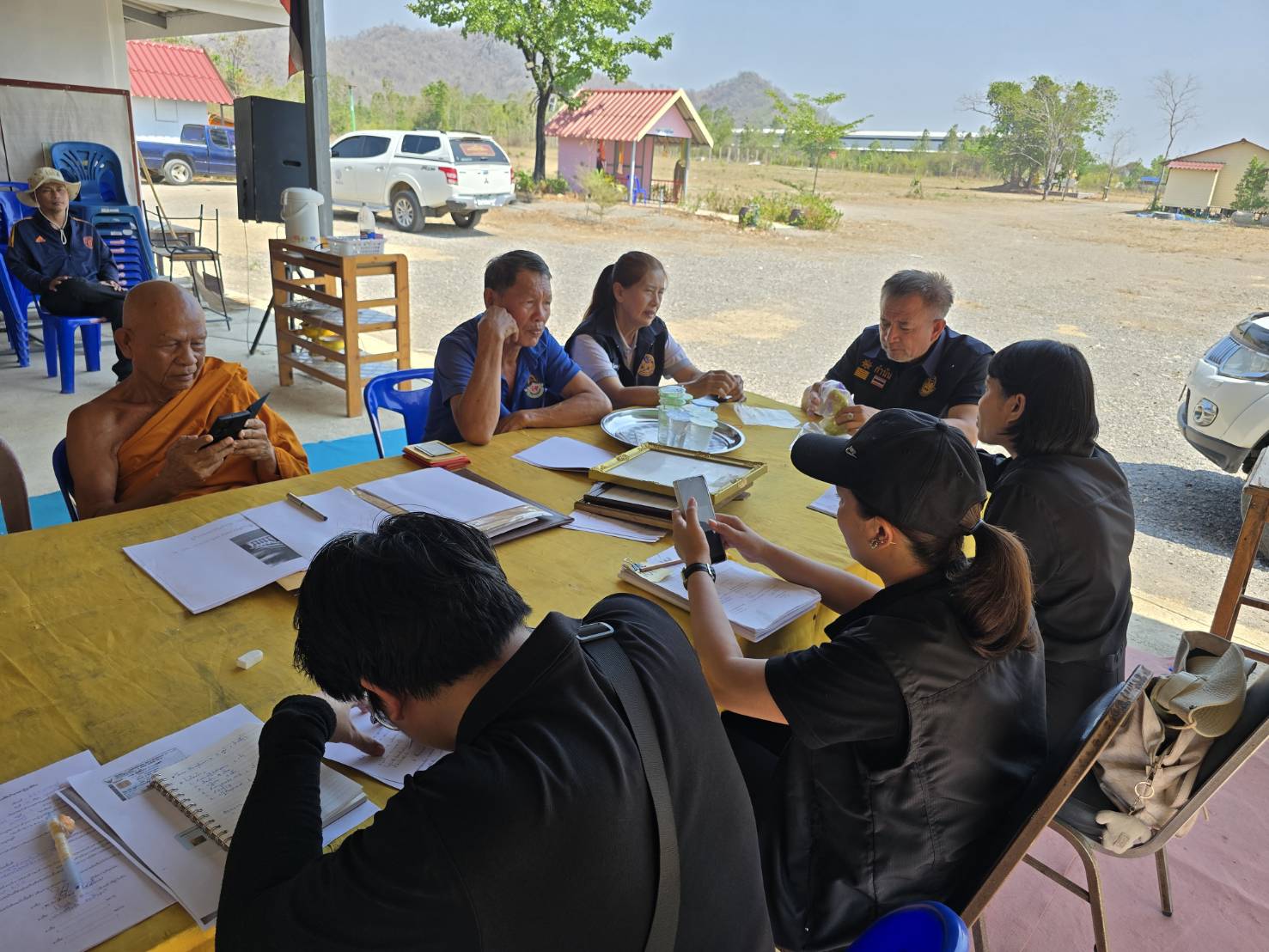 title - ปฏิรูปที่ดินจังหวัดเพชรบุรี พร้อมด้วยเจ้าหน้าที่ ส.ป.ก.เพชรบุรี ลงพื้นที่รวบรวมข้อมูลประกอบการพิจารณาของคณะกรรมการปฏิรูปที่ดินจังหวัดเพชรบุรี (คปจ.เพชรบุรี) กรณีหน่วยงานรัฐ ขออนุญาตใช้ที่ดินในเขตปฏิรูปที่ดินเพื่อกิจการสาธารณูปโภค